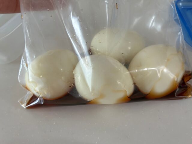 めんつゆでたまごに味付け