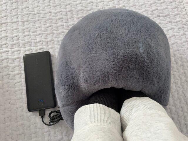 小さめのサイズのフットウォーマー