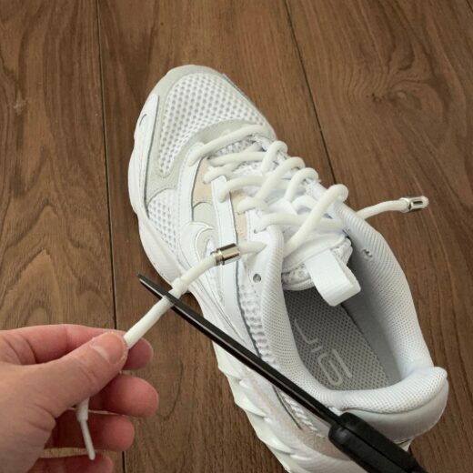 結ばない靴紐の取り付け方